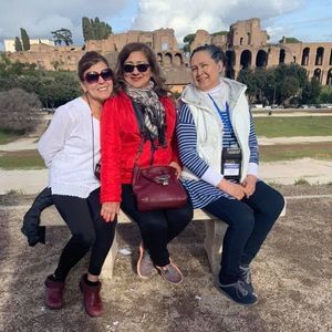 Meet your Posher, Ofelia